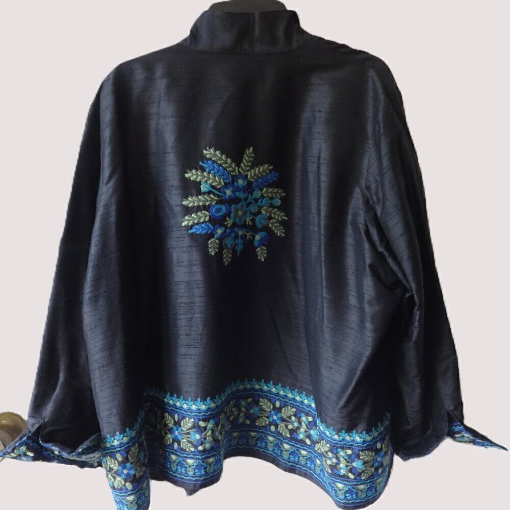 Norm Thompson Silk Black and Blue Floral Blazer 2x - Picture 2 of 16